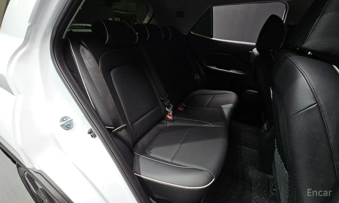 Фото 13 - Hyundai Venue