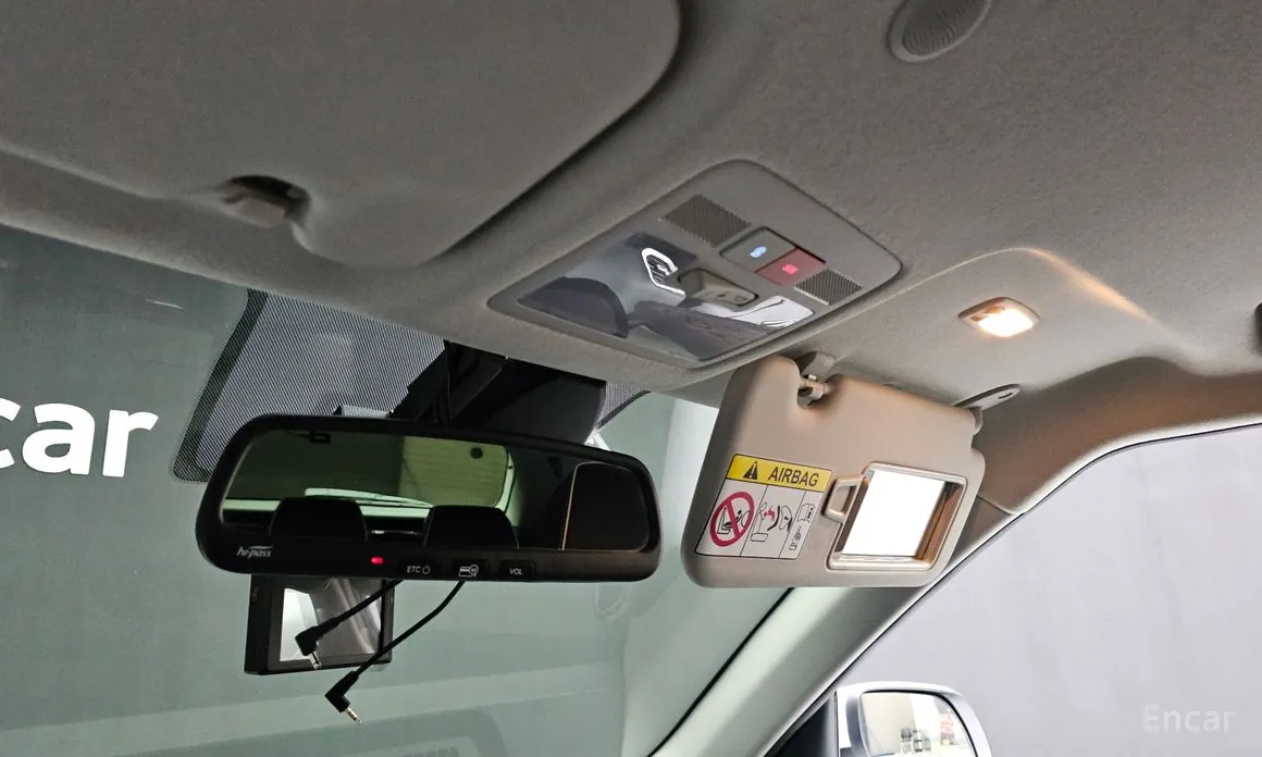 Фото 19 - Hyundai Venue