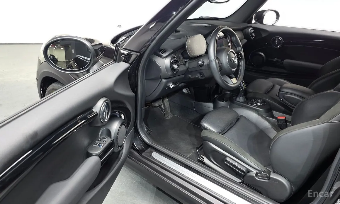 Фото 11 - Mini Cooper