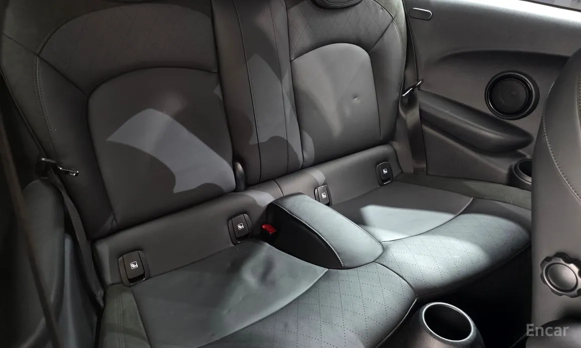 Фото 12 - Mini Cooper