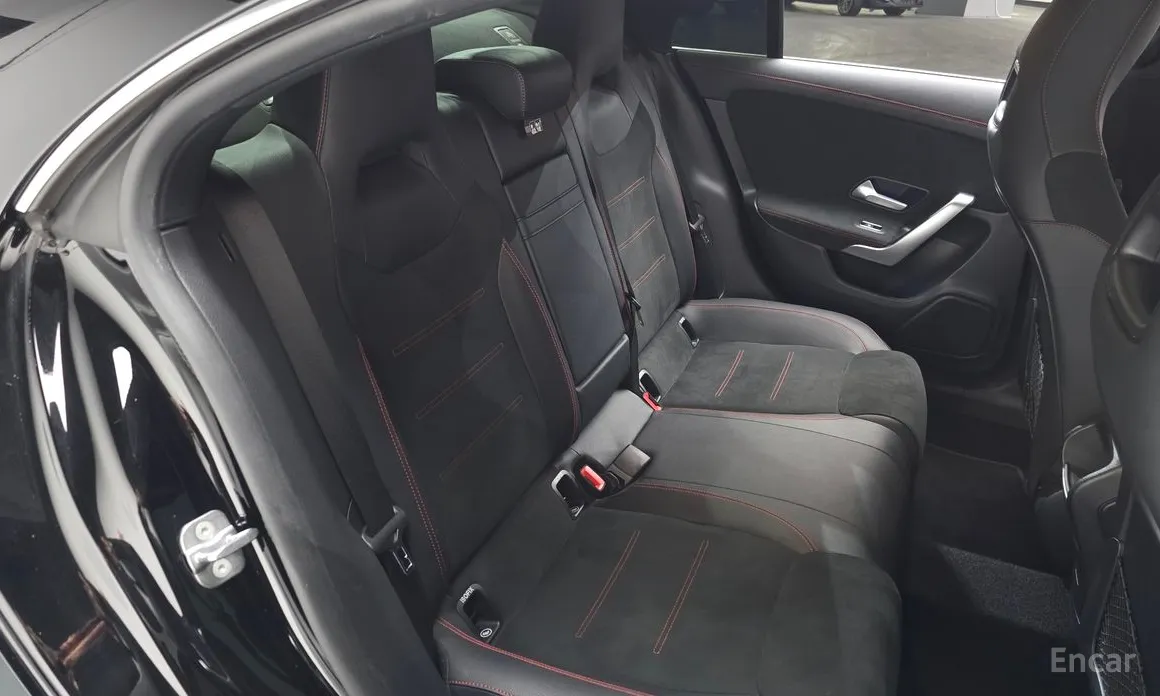 Фото 12 - Mercedes-Benz CLA-Class