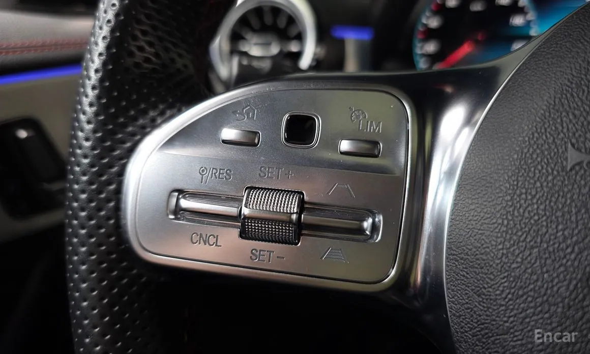 Фото 17 - Mercedes-Benz CLA-Class