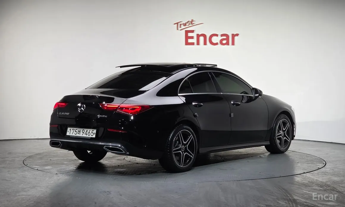 Фото 2 - Mercedes-Benz CLA-Class