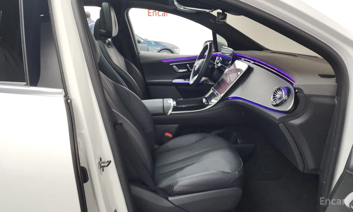 Фото 11 - Mercedes-Benz EQE