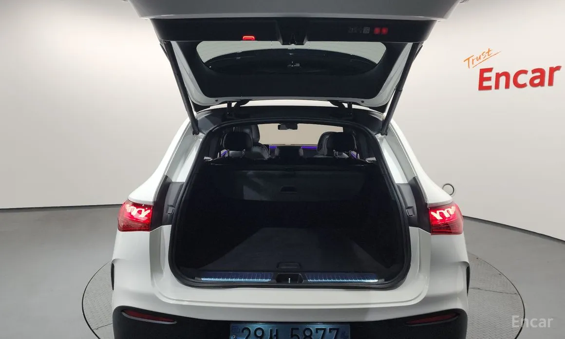 Фото 20 - Mercedes-Benz EQE