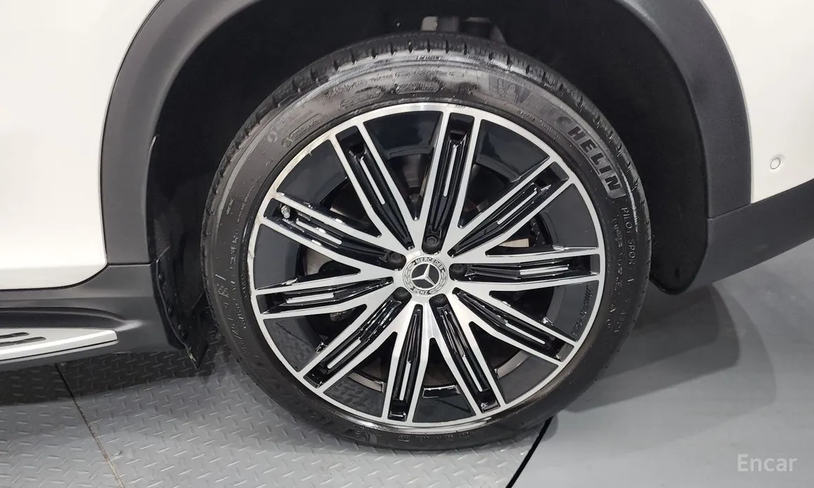 Фото 5 - Mercedes-Benz EQE