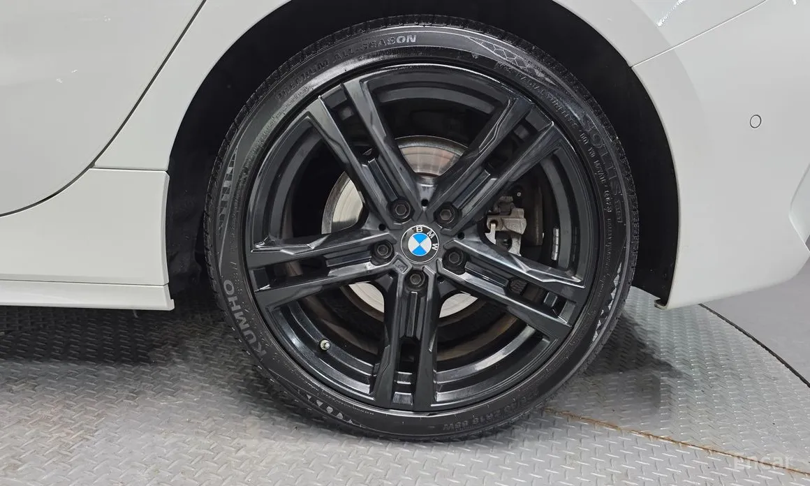 Фото 5 - BMW 1 Series