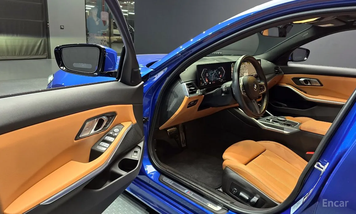 Photo 11 - BMW 3 Series