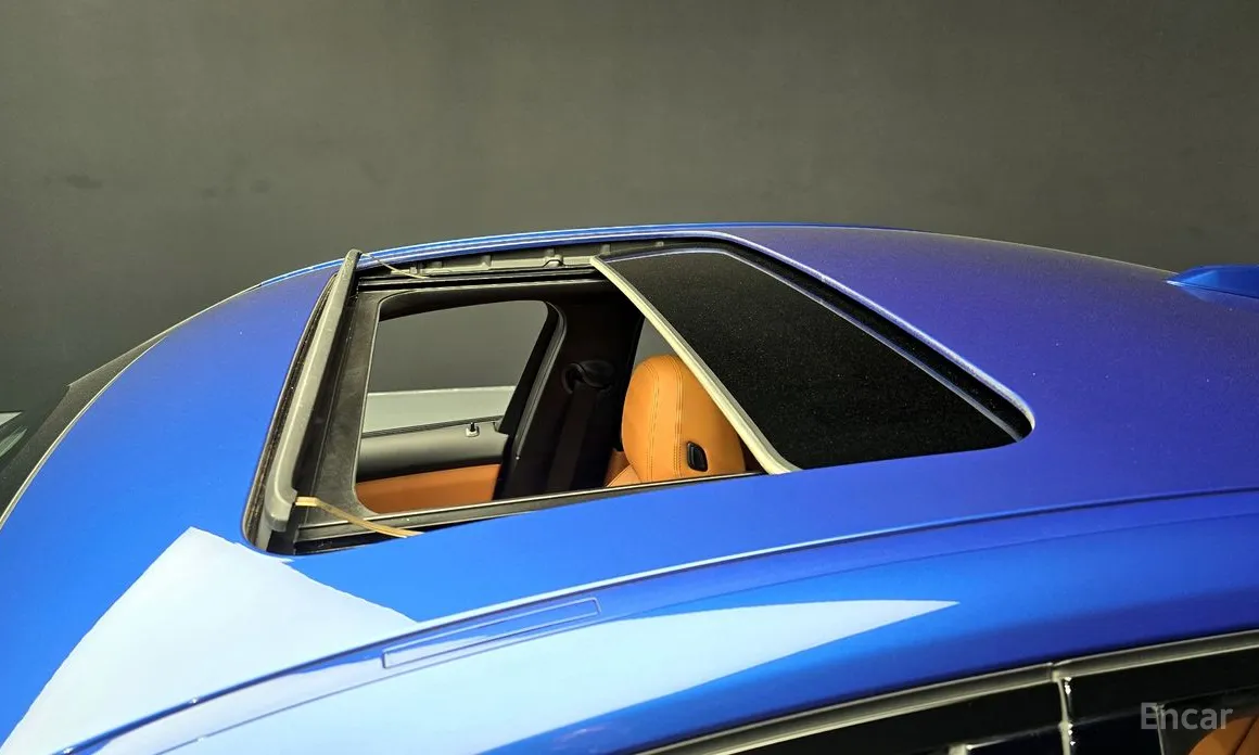 Photo 18 - BMW 3 Series