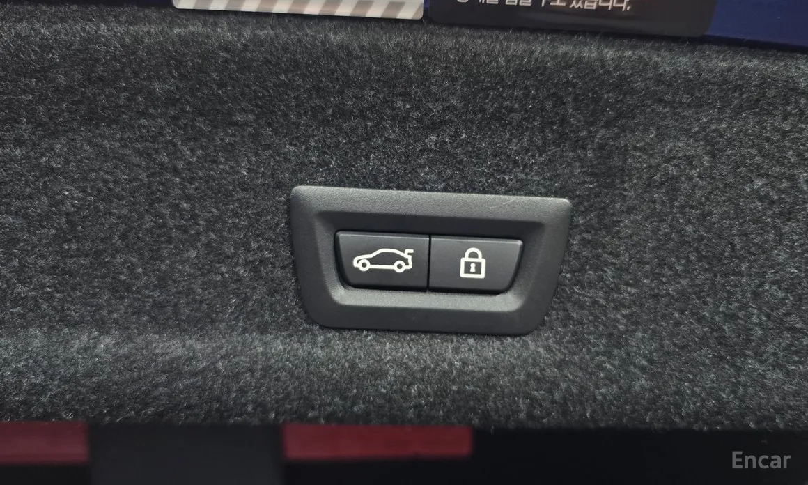 Photo 20 - BMW 3 Series