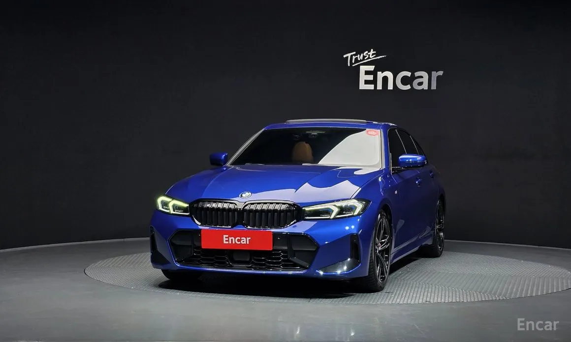 Photo 3 - BMW 3 Series