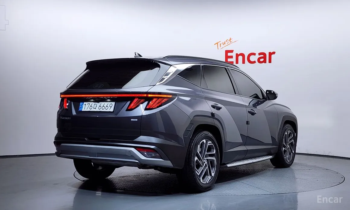 Фото 2 - Hyundai Tucson