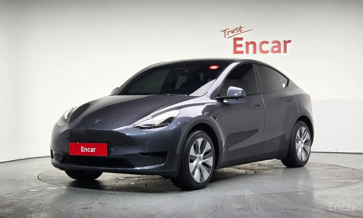 Фото 1 - Tesla Model Y