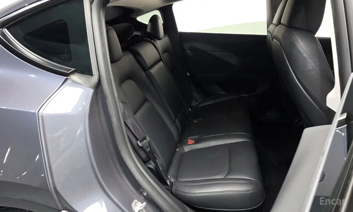 Фото 11 - Tesla Model Y