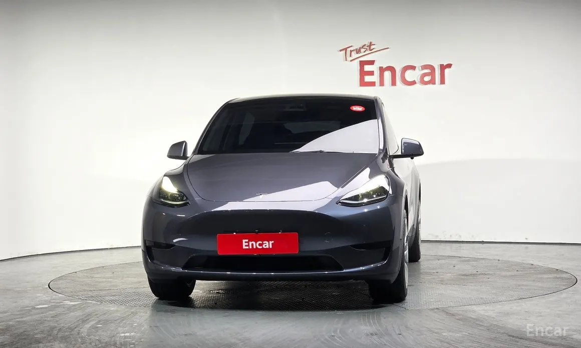 Фото 3 - Tesla Model Y