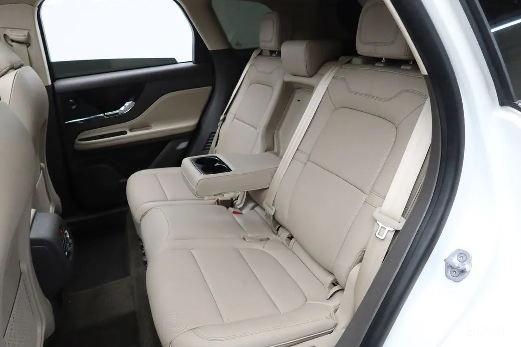 Фото 16 - Lincoln Corsair