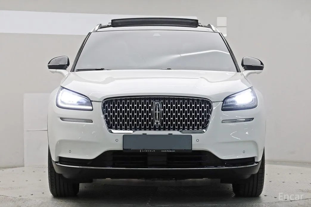 Фото 3 - Lincoln Corsair