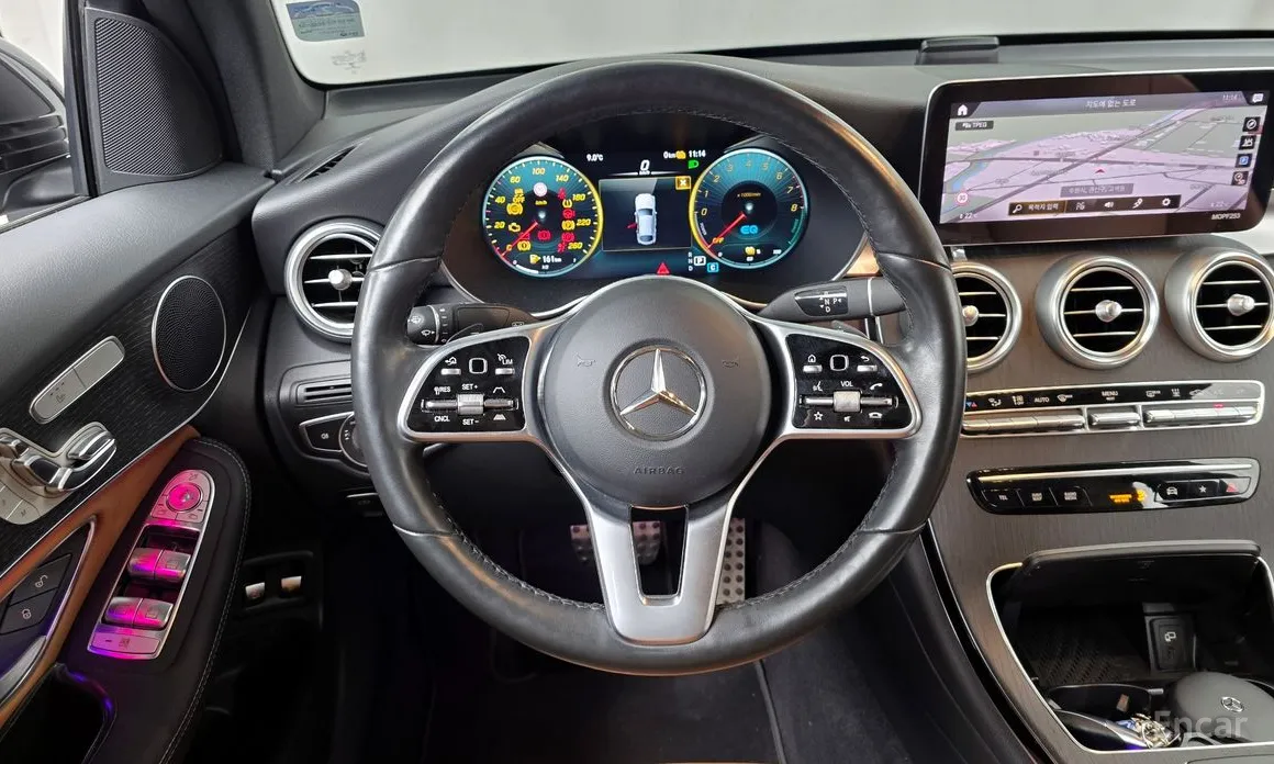 Mercedes-Benz GLC-Class 2016 GLC300e 4MATIC Coupe