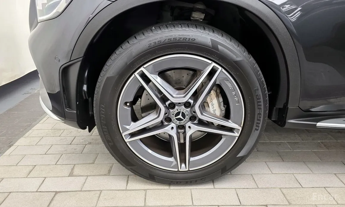 Mercedes-Benz GLC-Class 2016 GLC300e 4MATIC Coupe