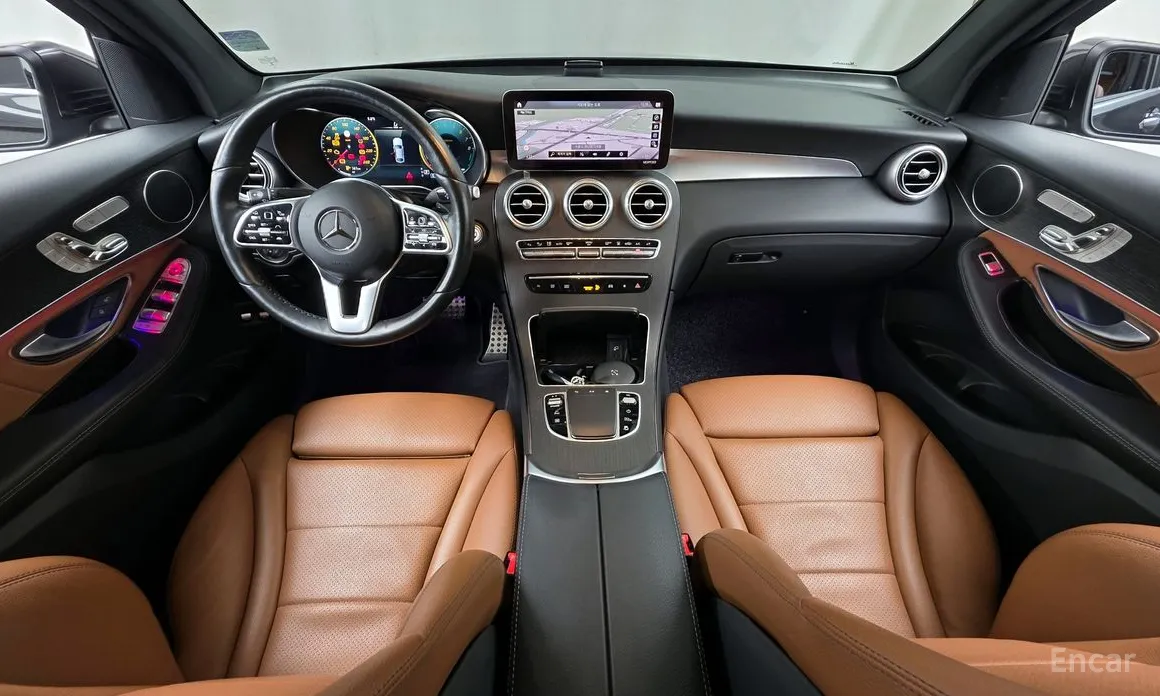 Mercedes-Benz GLC-Class 2016 GLC300e 4MATIC Coupe