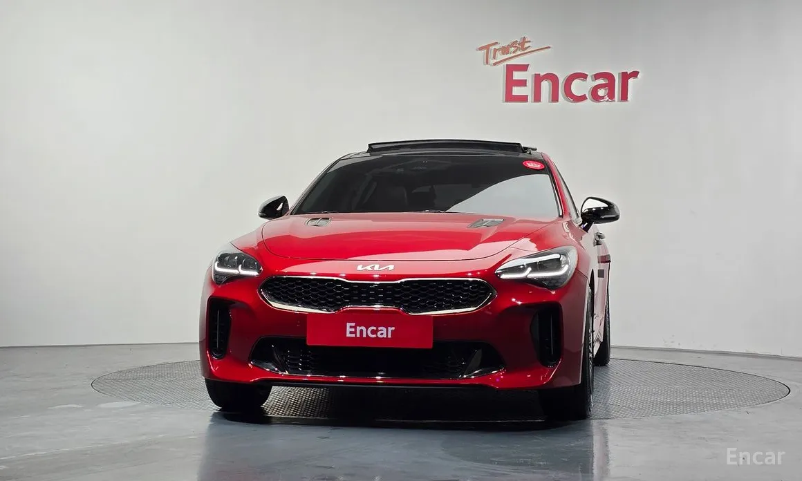 Фото 3 - Kia Stinger