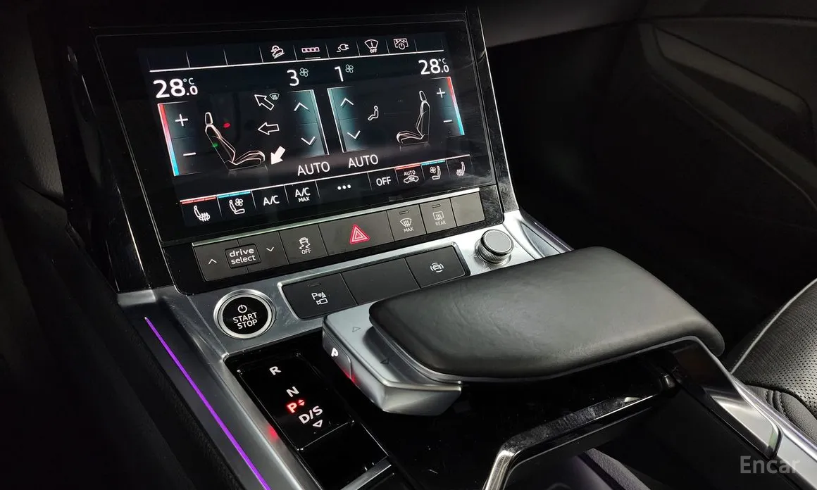 Фото 9 - Audi e-tron