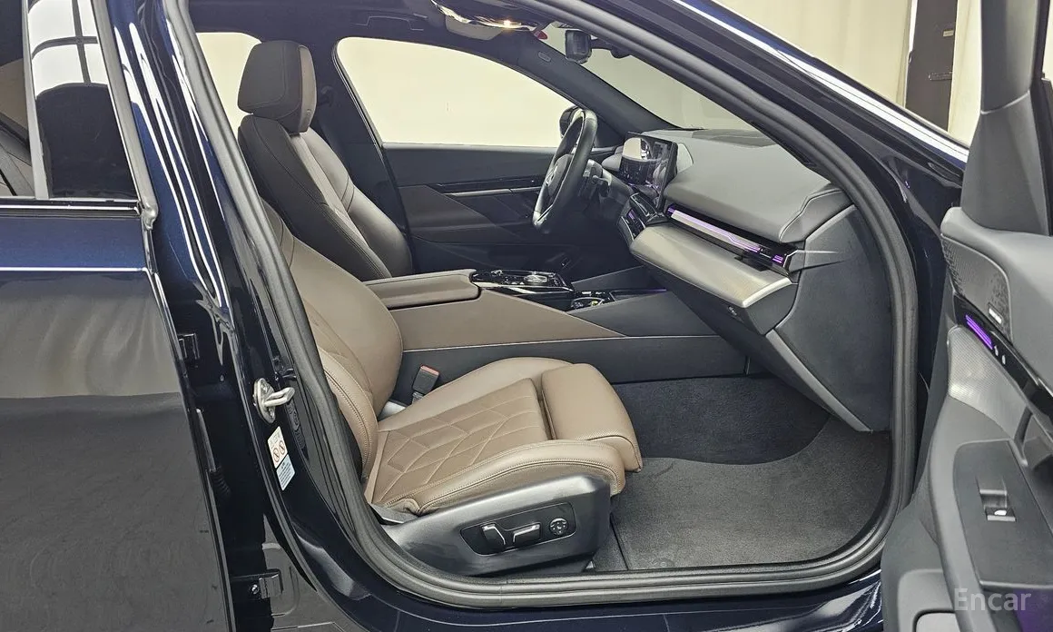 Фото 11 - BMW 5 Series