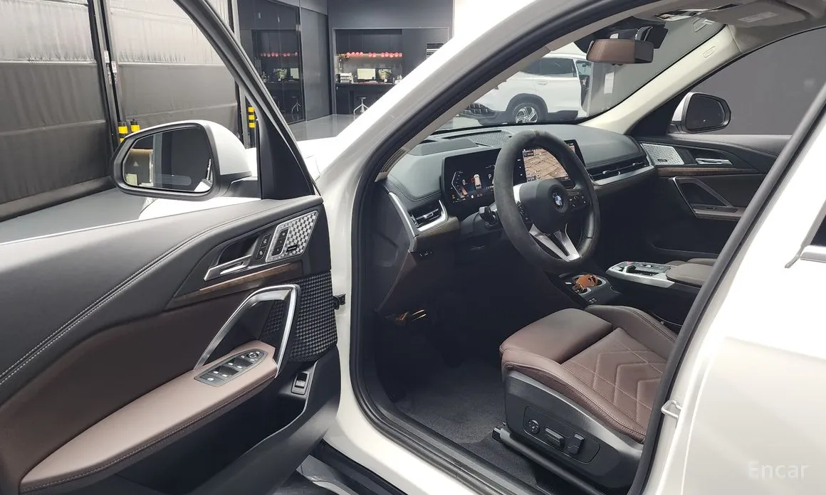 Фото 10 - BMW X1