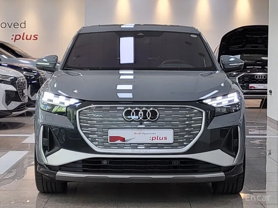 Фото 3 - Audi Q4 e-tron