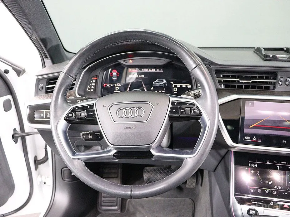 Audi A6 2019 45 TFSI Quattro Premium