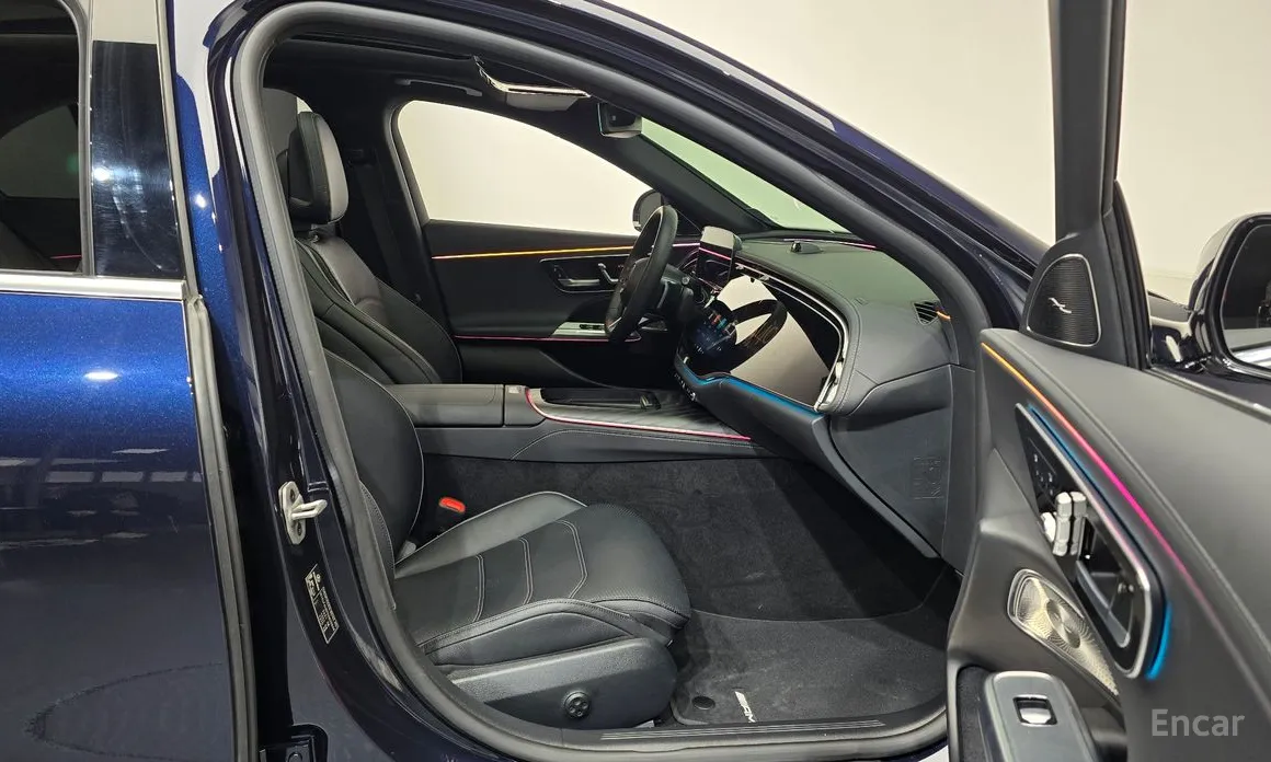 Фото 11 - Mercedes-Benz E-Class