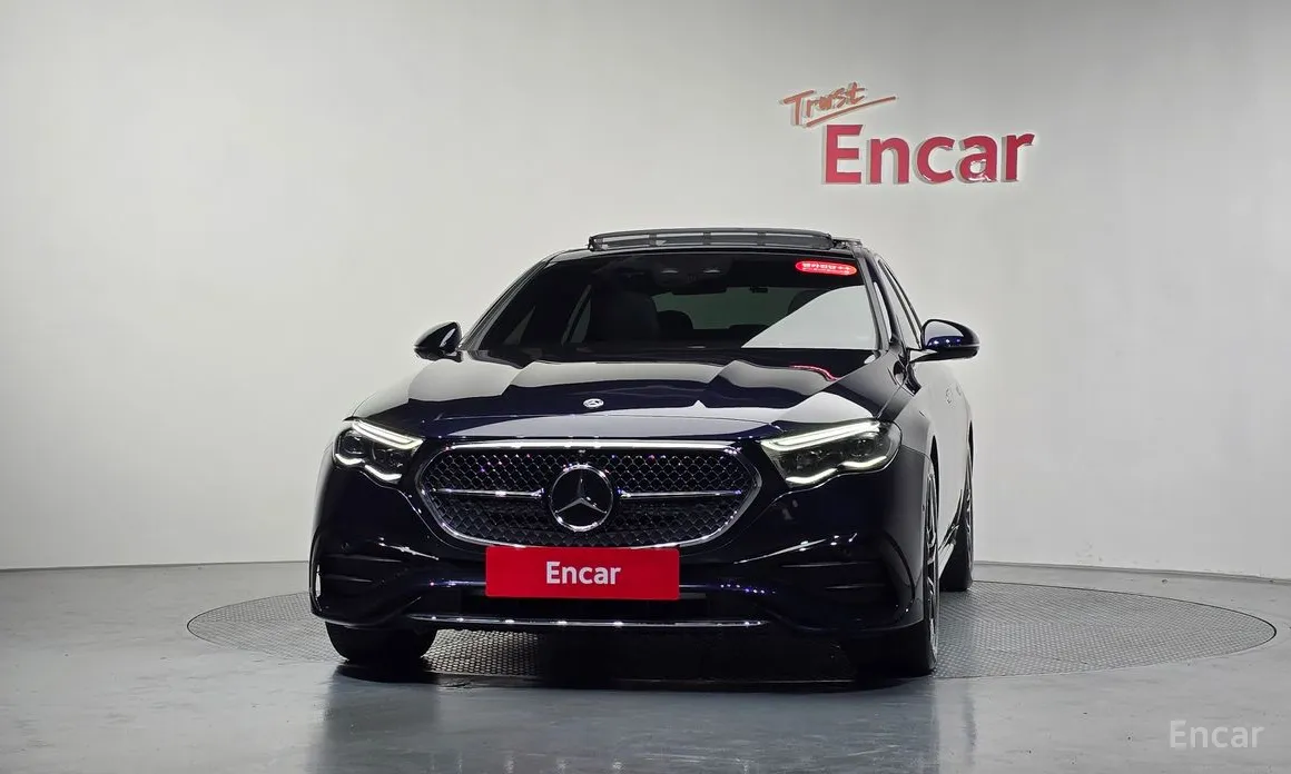 Фото 3 - Mercedes-Benz E-Class