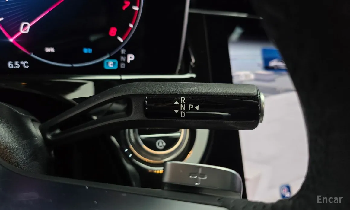 Фото 9 - Mercedes-Benz E-Class