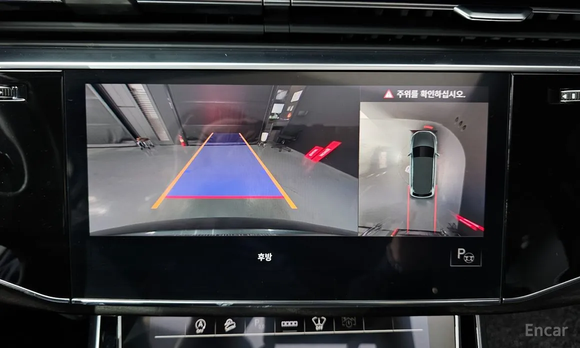 Фото 15 - Audi Q7