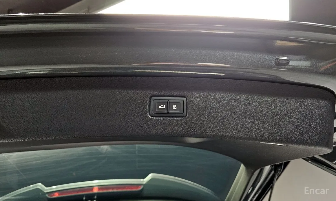 Фото 20 - Audi Q7