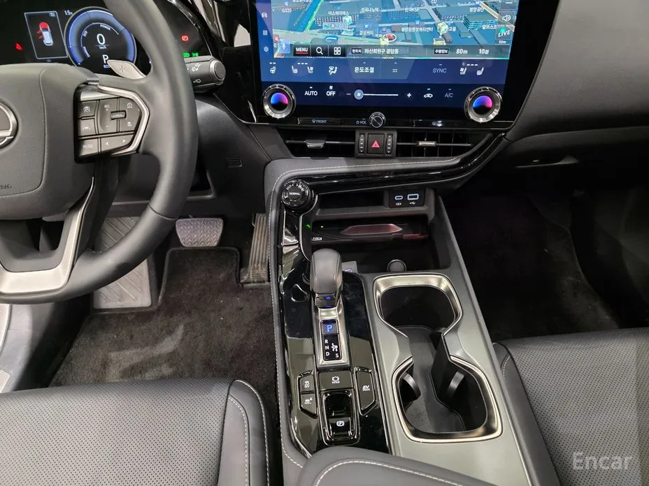 Фото 9 - Lexus NX