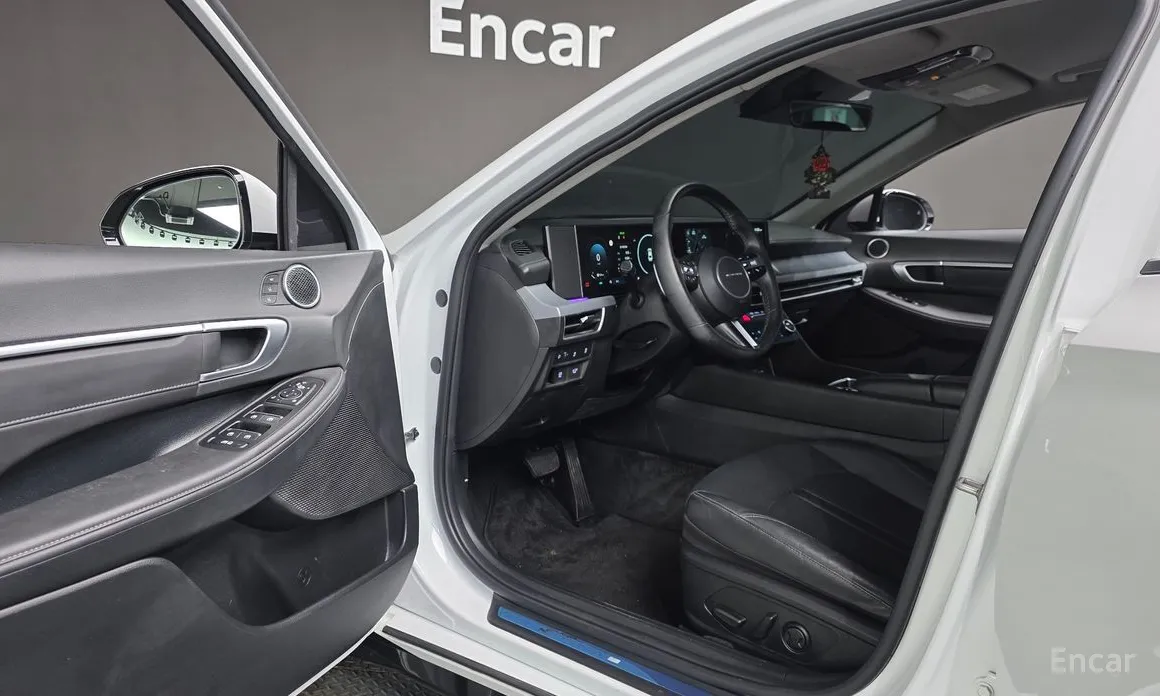 Фото 12 - Hyundai Sonata