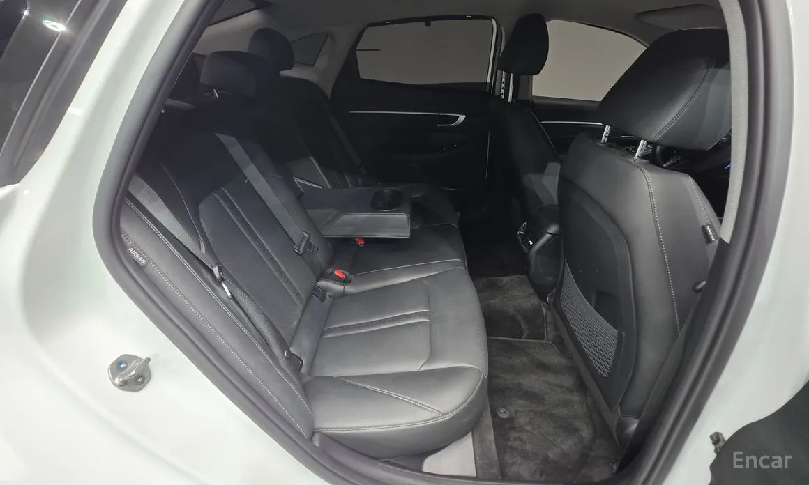 Фото 19 - Hyundai Sonata