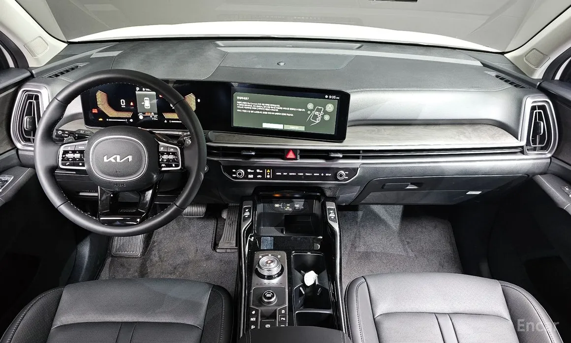 Photo 7 - Kia Sorento