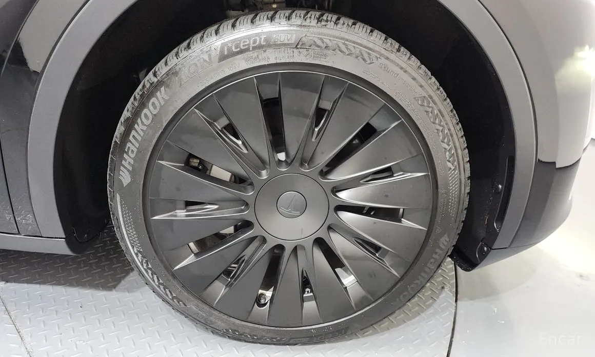 Фото 5 - Tesla Model Y