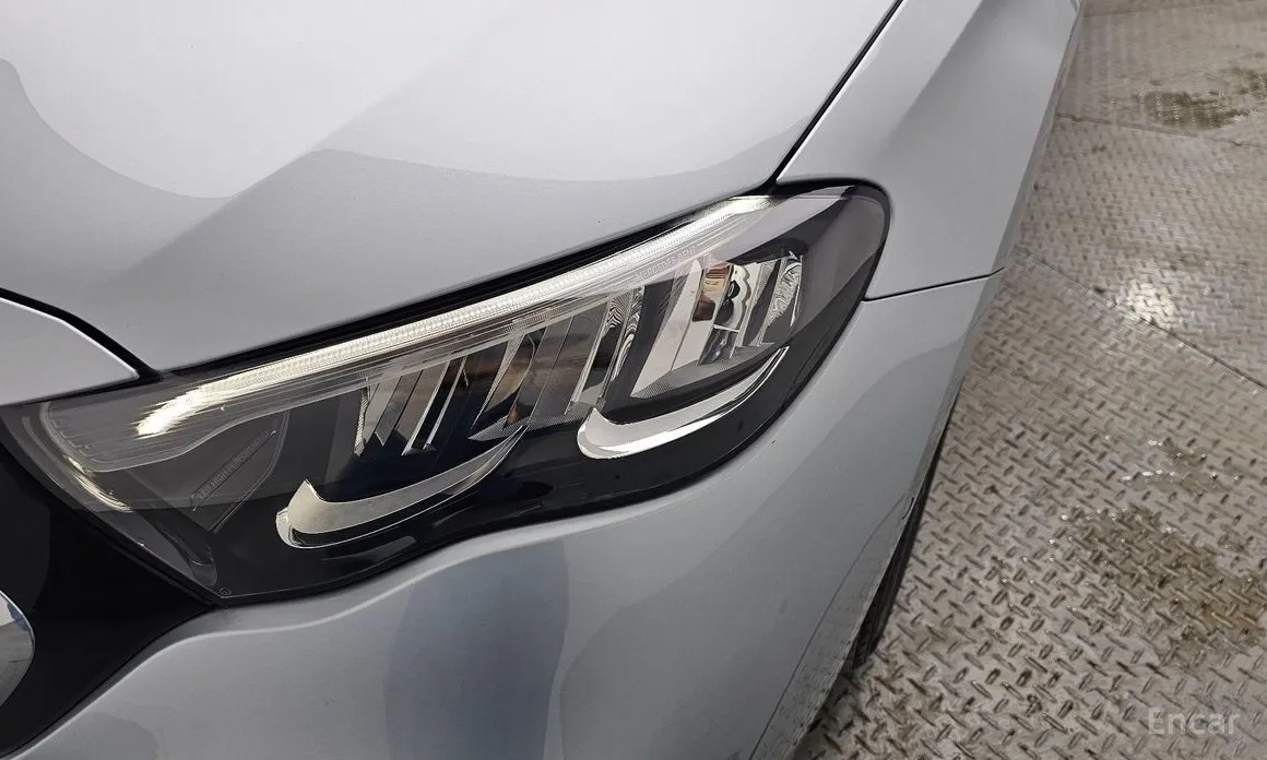 Фото 14 - Mercedes-Benz E-Class