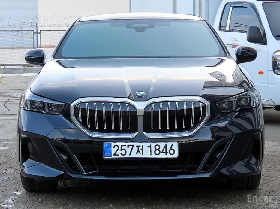 Фото 1 - BMW 5 Series