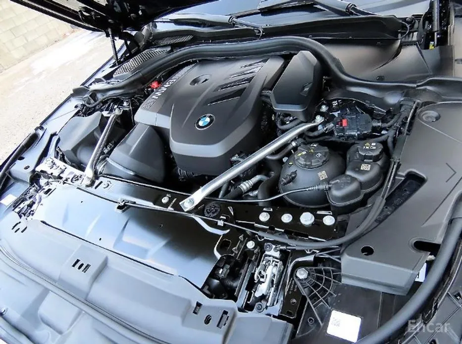 Фото 19 - BMW 5 Series