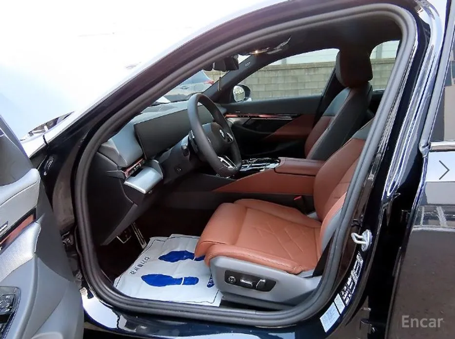 Фото 5 - BMW 5 Series