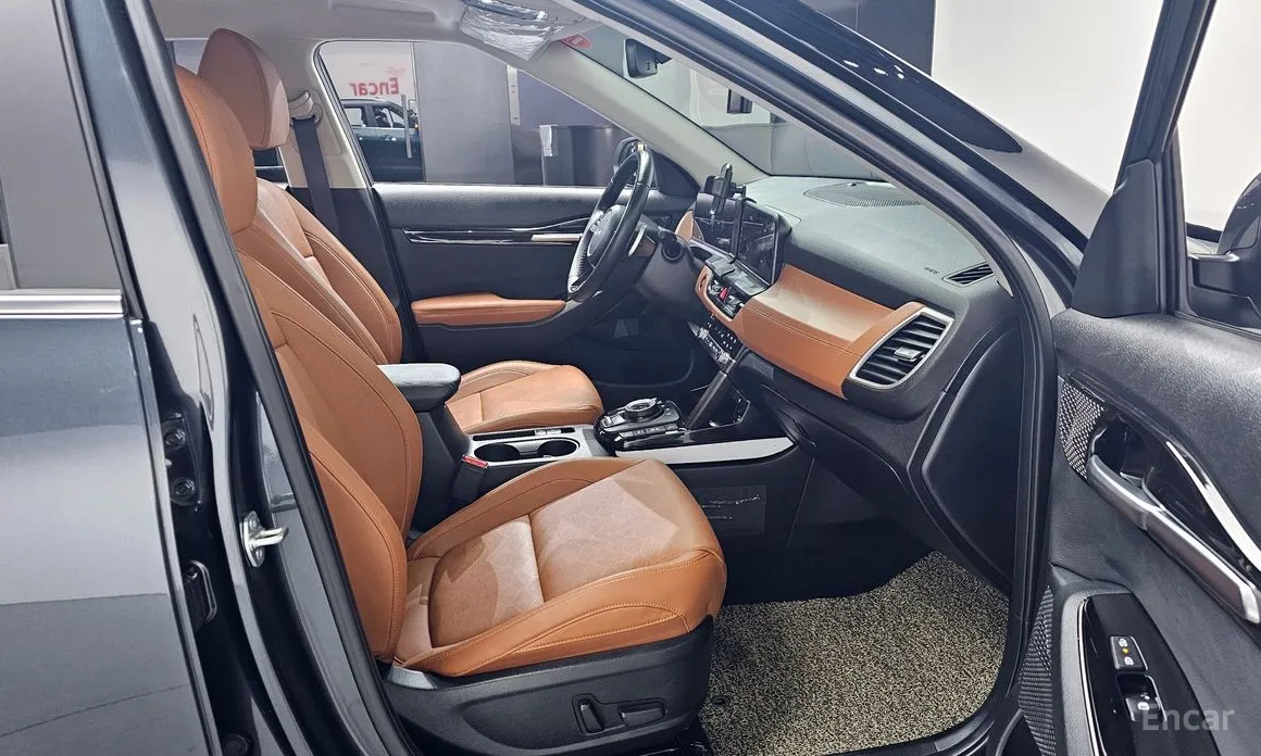 Фото 10 - Kia Seltos