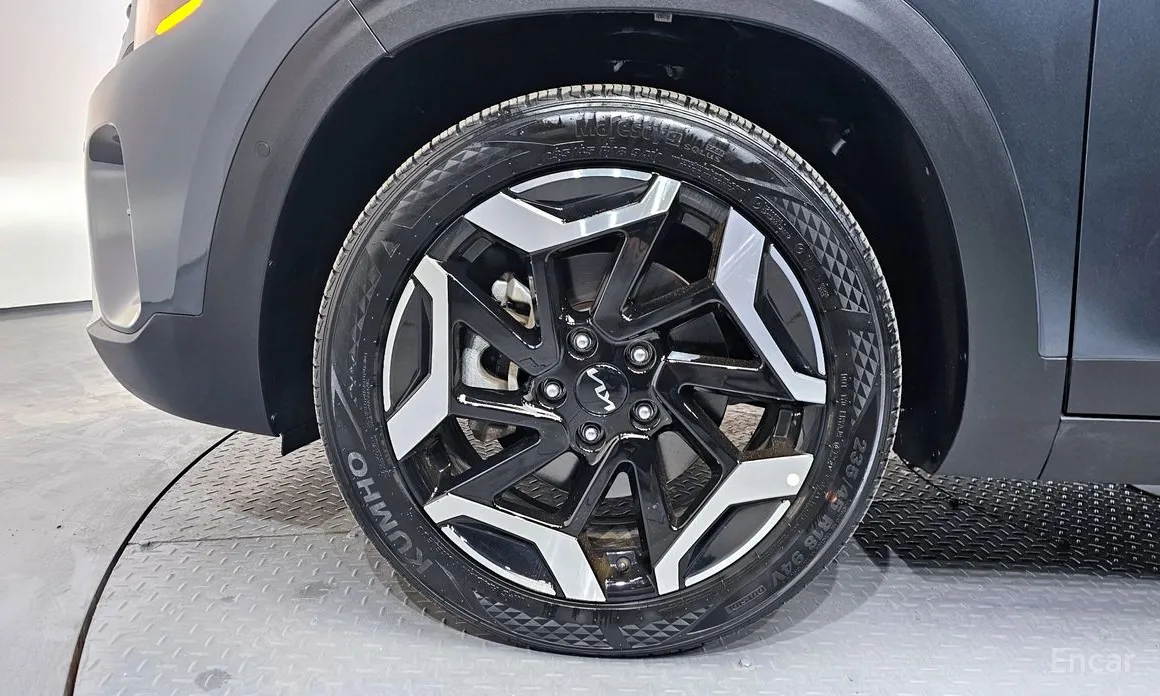 Фото 5 - Kia Seltos