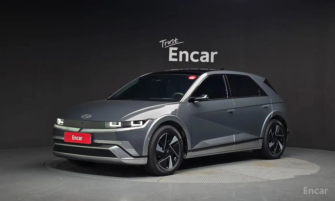 Фото 1 - Hyundai Ioniq 5