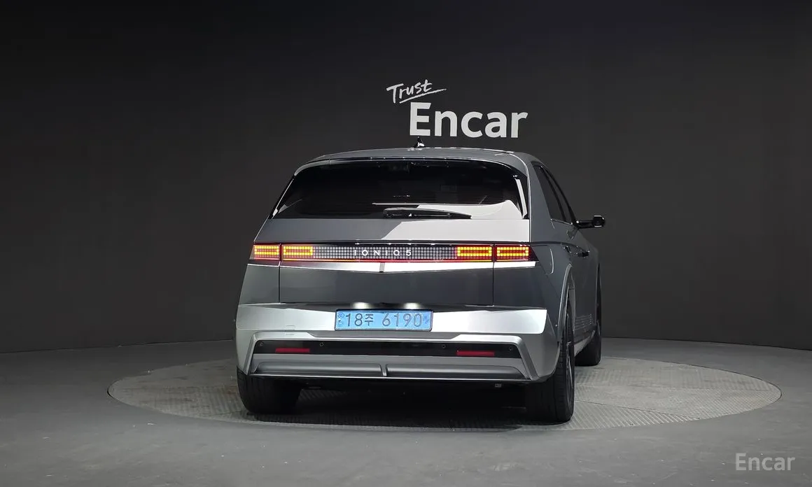 Фото 4 - Hyundai Ioniq 5