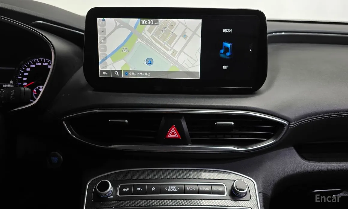 Фото 14 - Hyundai Santa Fe