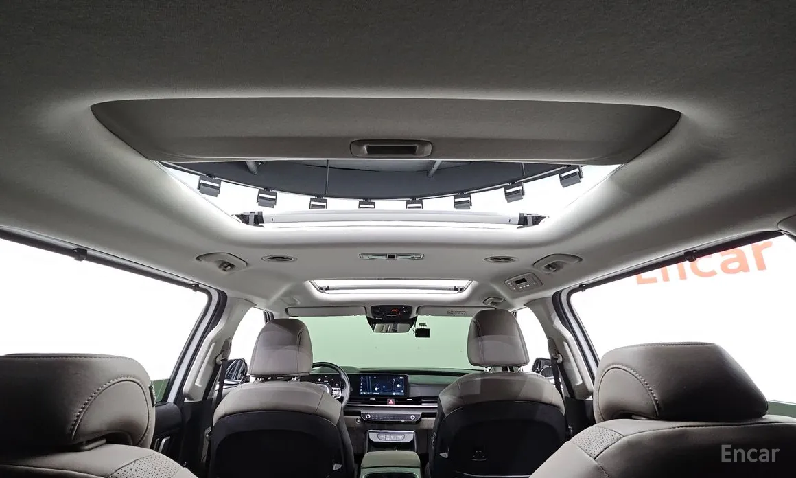 Фото 18 - Kia Carnival